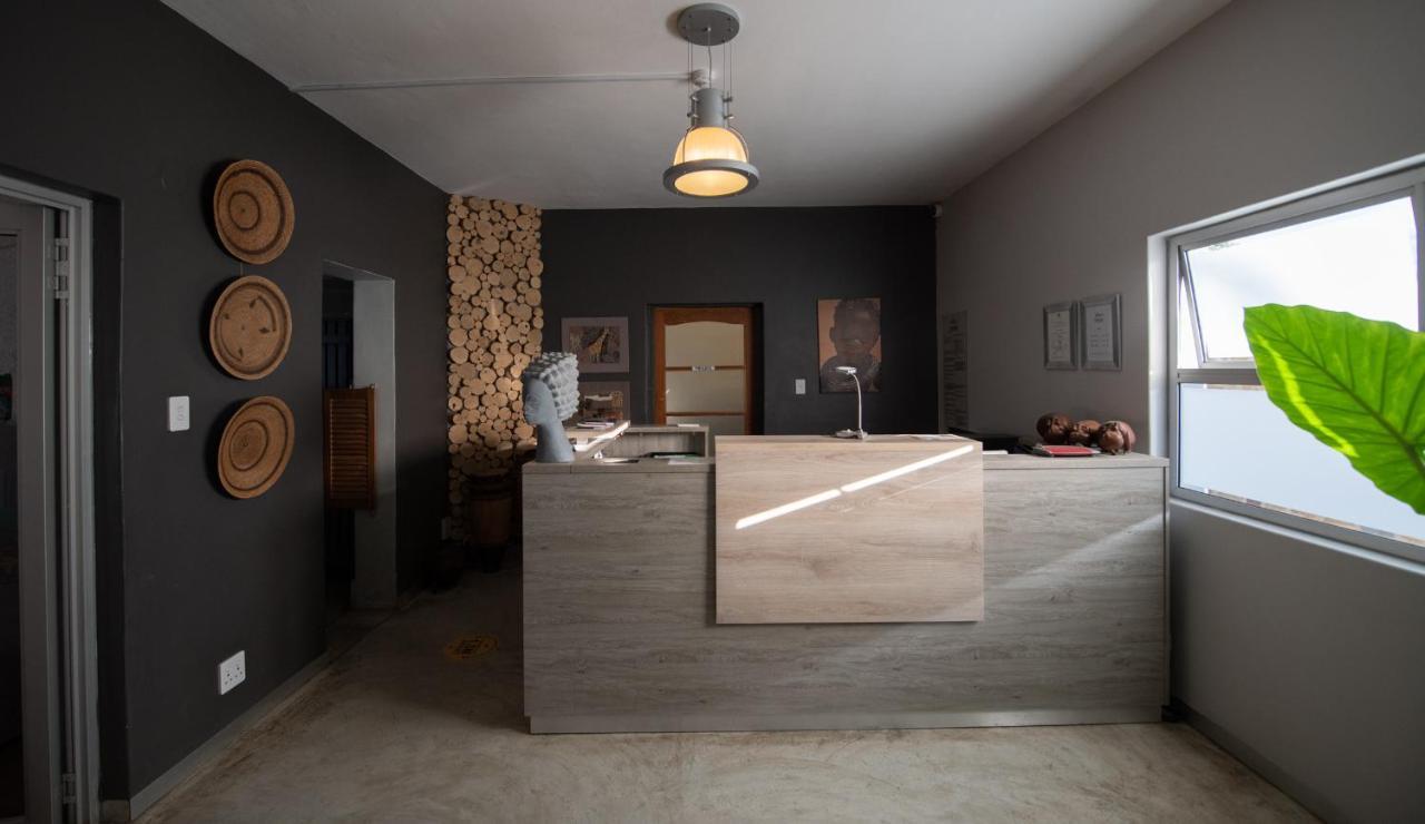 Vondelhof Guesthouse Windhoek Dış mekan fotoğraf