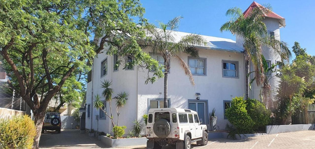 Vondelhof Guesthouse Windhoek Dış mekan fotoğraf