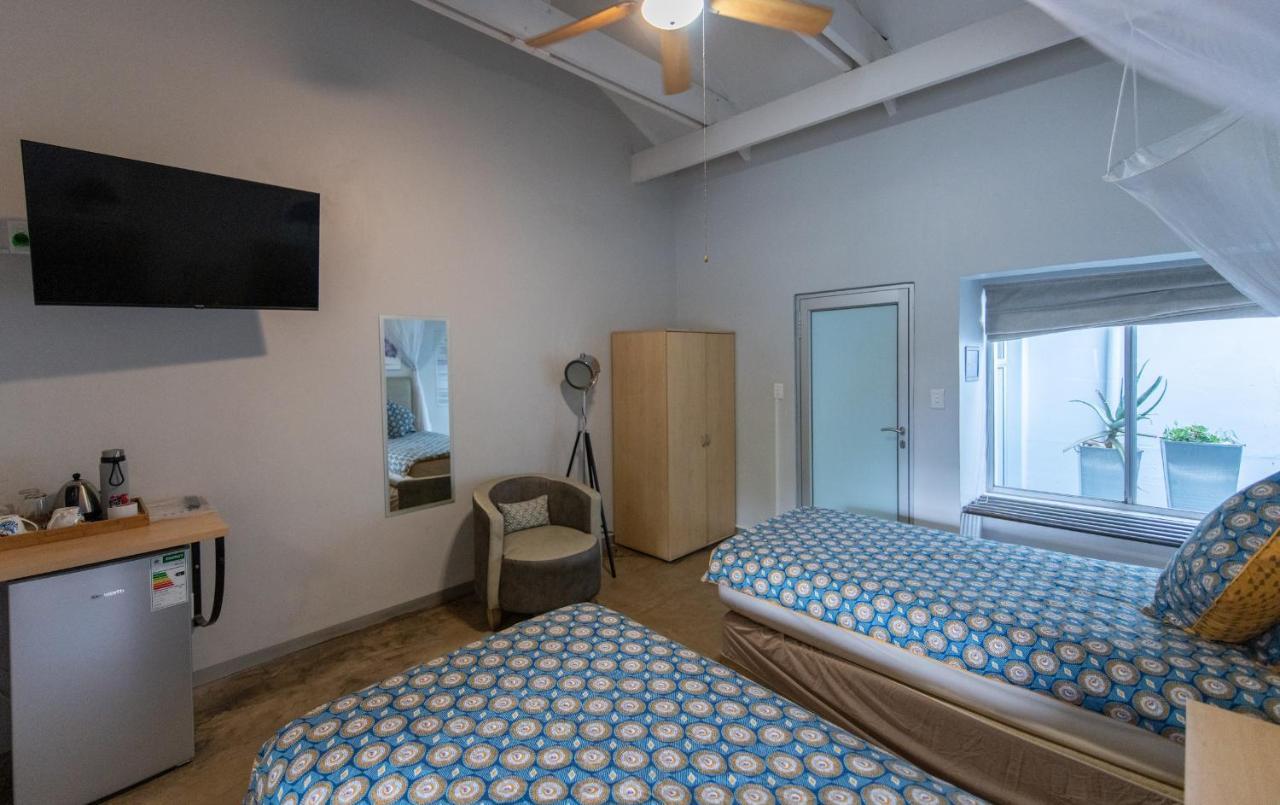 Vondelhof Guesthouse Windhoek Dış mekan fotoğraf
