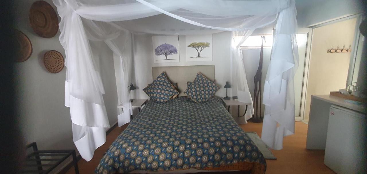 Vondelhof Guesthouse Windhoek Dış mekan fotoğraf